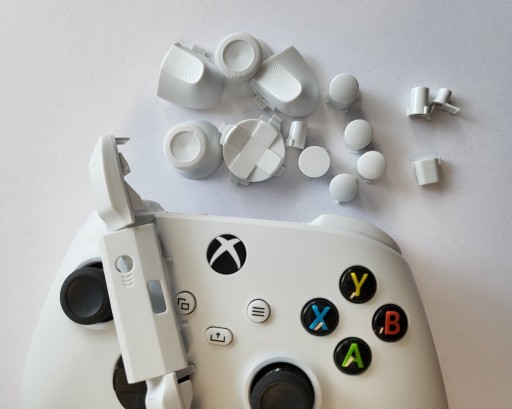 Tlačidlá IRIS Mushroom pre Xbox model 1914 / ovládač Xbox Series, biele