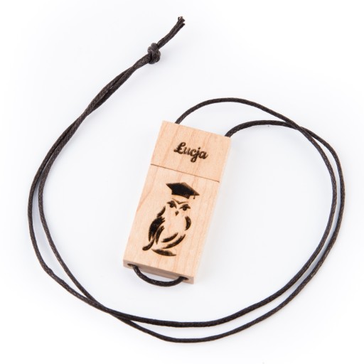 Pendrive s výpletom 512 MB + gravírovanie pre študenta