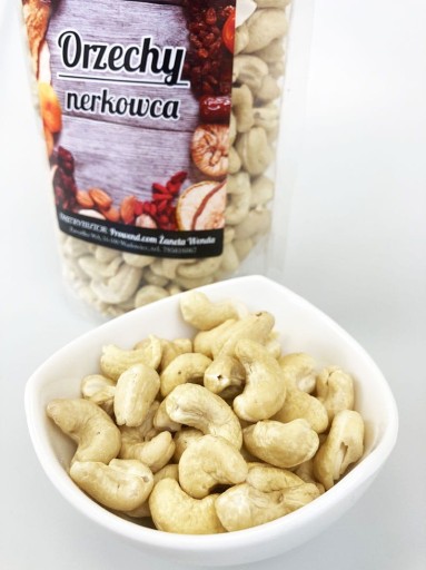 KEŠU ORECHY 300g KEŠU