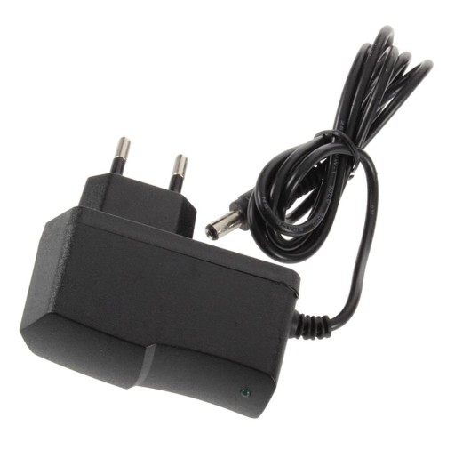 Napájací zdroj pre routery Aptel PLP49, zástrčka 2,1/5,5 mm