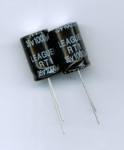 1000uF 35V 1000μF 35V (10KS) ELEKTROLYTICKÝ KONDENZÁTOR LEAGUER