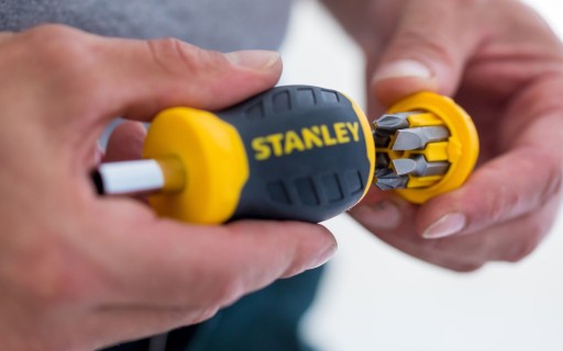 Skrutkovač 6-bitový MultiBit Stanley 66-357