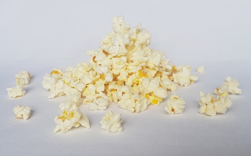 Pukance Kukurica na pukanie 1kg bez soli, LAHODNÁ