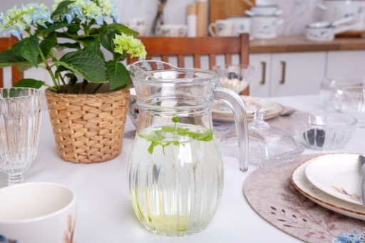 Sklenený džbán na pitie vody z kompótu Altom Design Venus 1,2L