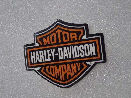 NÁLEPKA S LOGOM SPOLOČNOSTI HARLEY DAVIDSON 6,9 x 5,4 cm