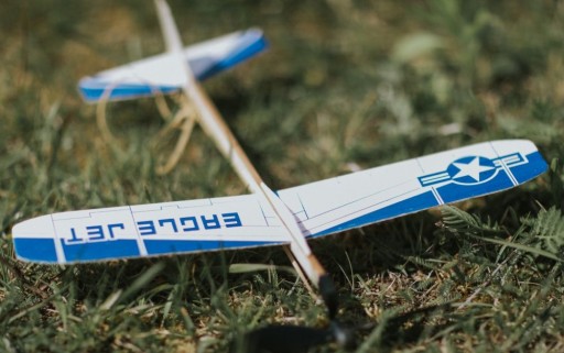 SKLADACÍ DREVENÝ KLUZÁK EAGLE JET