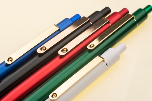 Štýlové matné hliníkové GEL PEN so zlatým klipom