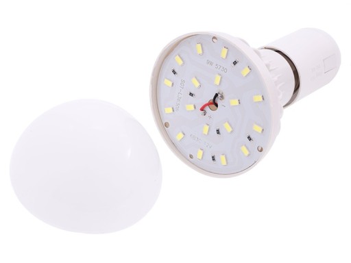 12V LED lampa s krokosvorkami