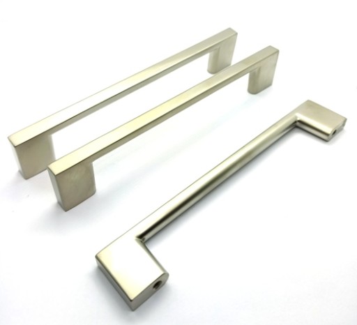 MODERNÁ NÁBYTKOVÁ KĽÚČKA L-320MM SATIN TECHNO