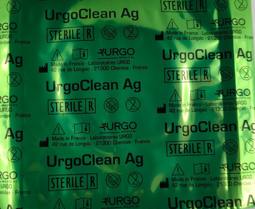 antibiofilmový obväz so striebrom UrgoClean Ag 6x6cm
