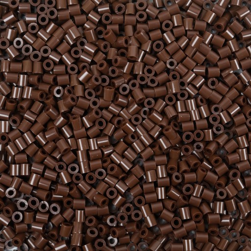 Zažehľovacie korálky TMAVOhnedé 1500 ks Benny korálky Veľkosť Midi 5mm