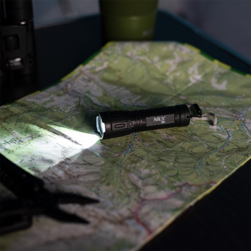 Veľmi výkonná LED VRECKOVÁ baterka, dobíjacie USB mini malé