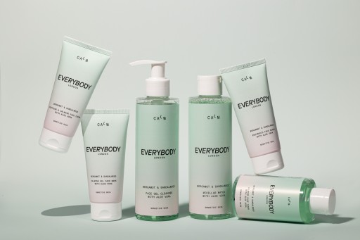KAŽDÝ Upokojujúce tonikum pre citlivú pokožku - Bergamot a strom