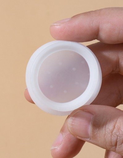 8 OCHRANNÝCH POTAHOV NA NOHY STOLIČKY 25-45 mm BIELE