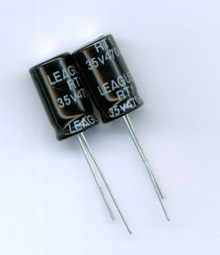470uF 35V LEAGUER (10 KS) ELEKTROLYTICKÝ KONDENZÁTOR