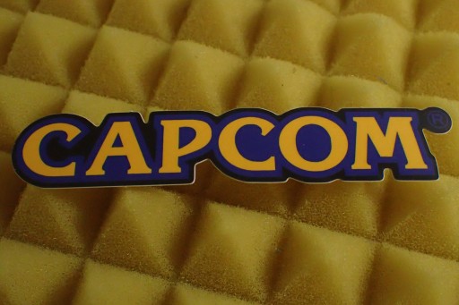 NÁLEPKA CAPCOM NÁLEPKA 9,6 x 1,9 cm