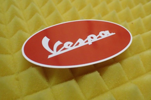 NÁLEPKA VESPA NÁLEPKA 9,5 x 5 cm