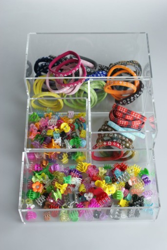 Box Container Organizer vyrobený z priehľadného plexiskla