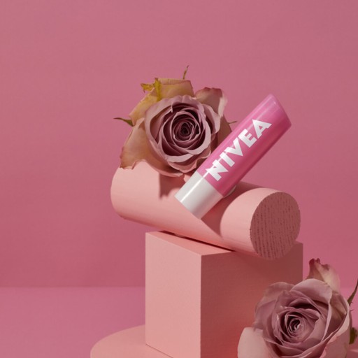 NIVEA SOFT ROSE Hydratačný ružový ochranný rúž 4,8g