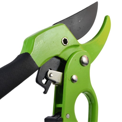 ZÁHRADNÉ PREVÁDZKY S RÁČKOVÝM MECHANIZMOM ČIERNA