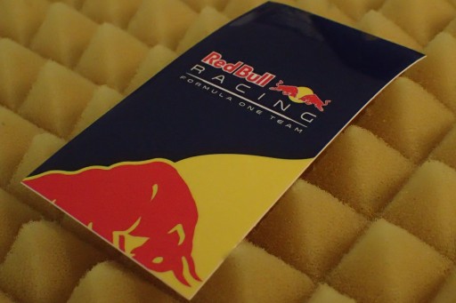 NÁLEPKA RED BULL F1 RACING NÁLEPKA 5 x 8,9 cm