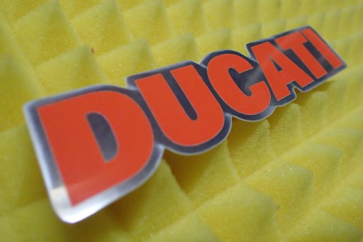 NÁLEPKA DUCATI NÁLEPKA 14,3 x 3 cm