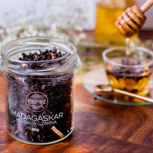 ČIERNY LISTOVÝ ČAJ PREMIUM MADAGASKAR CREASON DARČEK 60G KRUPIEC