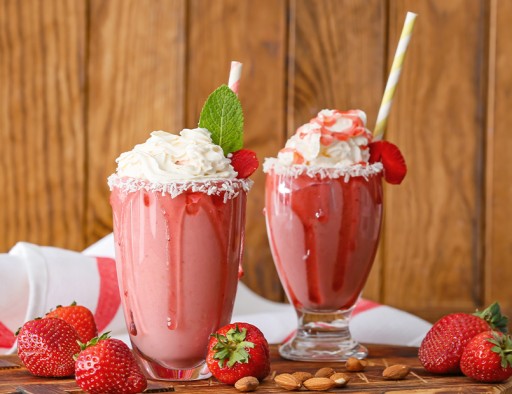 Pitné kakao MILKSHAKE Jahoda 500g Vitamíny B2 B6 Mokate