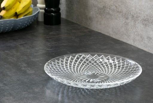 SKLENENÁ TABUĽKA retro transparentná pr. 25 cm