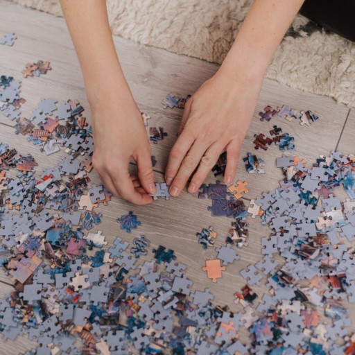 MARVEL PUZZLE SILA AVENGERS AVANGERS 100 KUSOV.