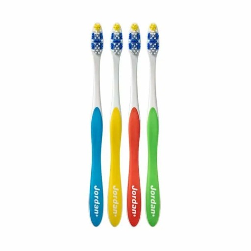 Jordan Total Clean mäkká zubná kefka - mix farieb 1 ks