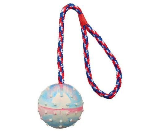 TRIXIE loptička z prírodnej gumy na šnúrke, priem 6 cm