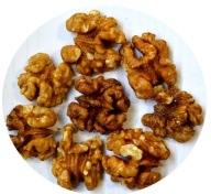 Olúpané vlašské orechy 500 g sušeného ovocia
