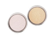 Earthnicity Minerals minerálny rozjasňujúci prášok Silk Glow 2 x 0,3 g