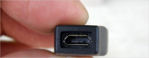 Konvertorová USB zástrčka - micro USB zásuvka pre TABLET