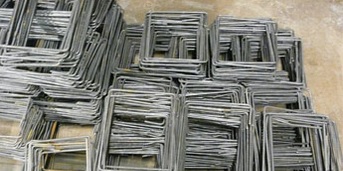 Výstužné strmene 20x30, rebrované strmene