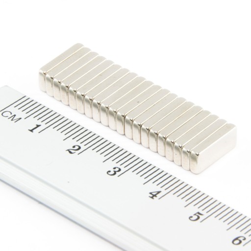 NEODYMIOVÝ MAGNET TANIER 12x5x2 N38 - 20 KS