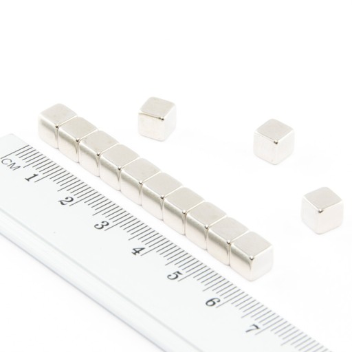 NEODYMIOVÝ MAGNET 6x6x6 N38 - 10 KS