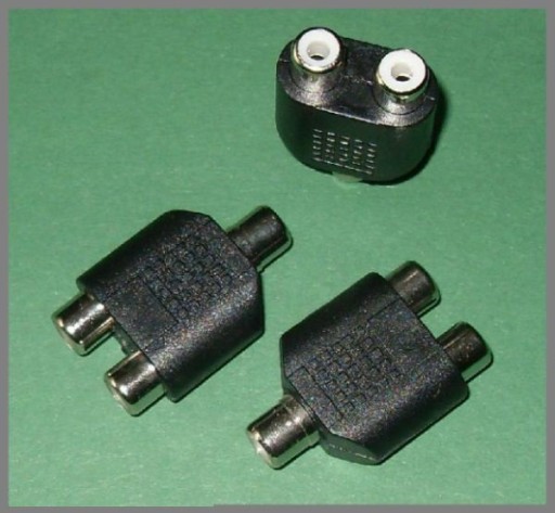 Adaptér RCA zásuvka (cinch) / 2 RCA zásuvky (0592)