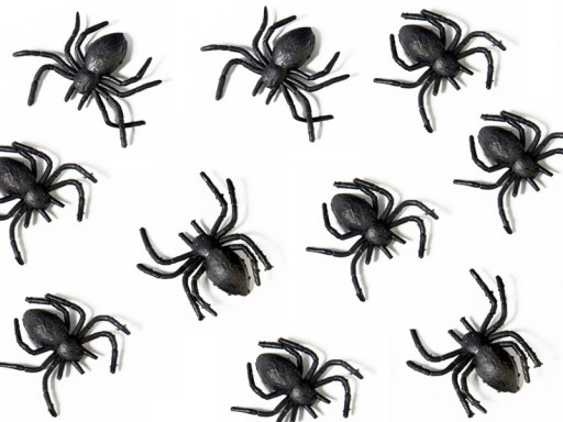 PLASTOVÉ pavúky HALLOWEEN ARACHNIDS 10 ks