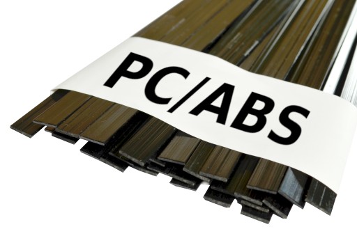 Materiál Plastové zakladače PC/ABS remienok 8mm 50g