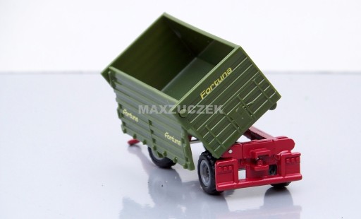 SIKU 1077 Dvojnápravový príves