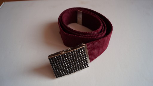 ELEGANTNÝ UNISEX REMÍN, VZOR A FARBY