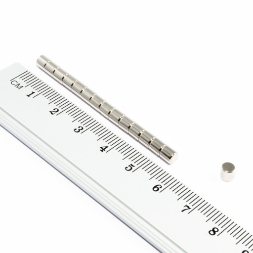 VALEC NEODYMOVÝ MAGNET 4x4 N38 SADA 40 KS