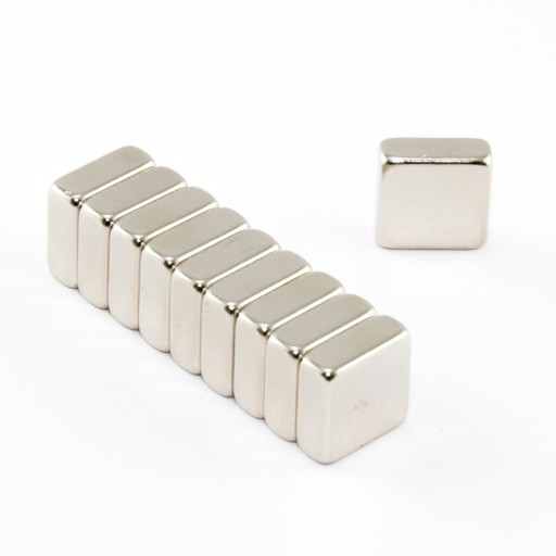 NEODYMOVÝ MAGNET NA TANIER 12,5x12,5x5 N38 - 4 KS
