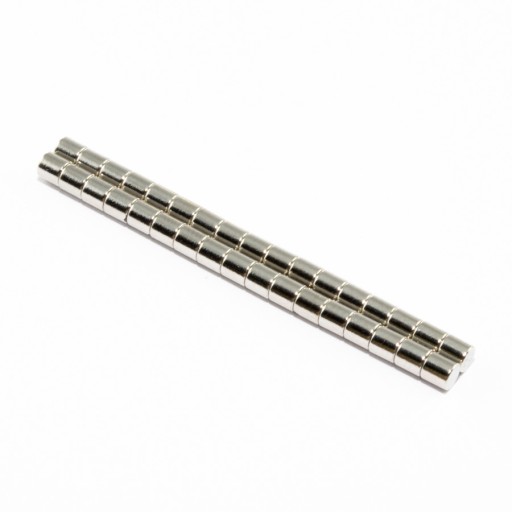 VALEC NEODYMOVÝ MAGNET 3x3 N38 SADA 50 KS