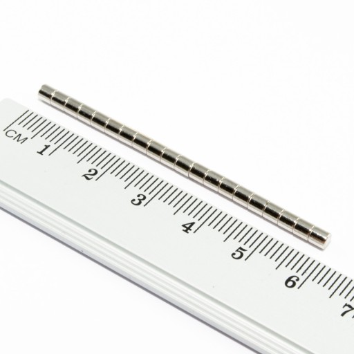 VALEC NEODYMOVÝ MAGNET 3x3 N38 SADA 50 KS