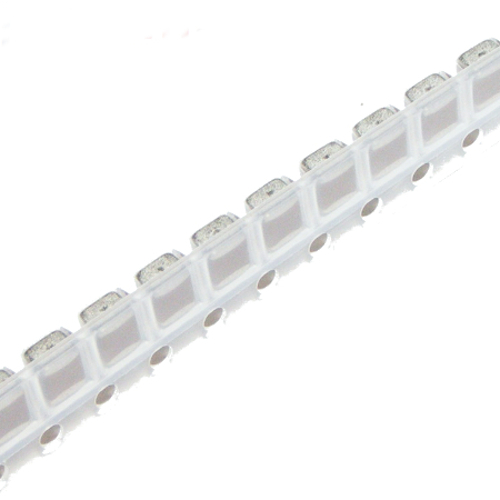 Kondenzátor SMD-1210 15nF 25V 1% x10