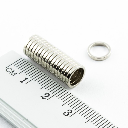 NEODYMOVÝ PRSTEŇOVÝ MAGNET 8x6,3x1,2 - 15 KS