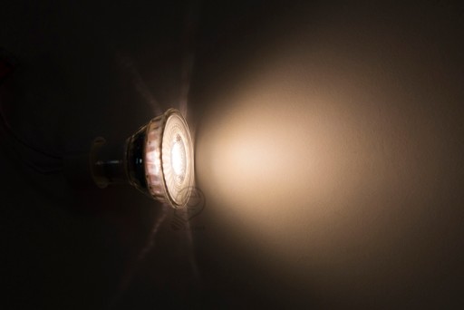 LED ŽIAROVKA 4,6W (50W) 370lm GU10 3000K WW PHILIPS